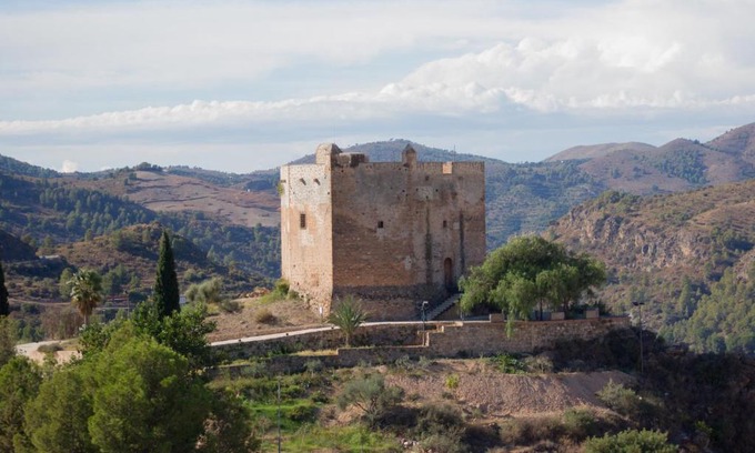 Vélez de Benaudalla Apartamento | Apartment Vista del Castillo