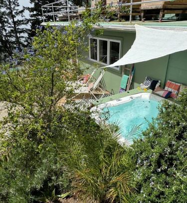 Redwood City Apartamento | Apartment w hot tub forest & ocean view