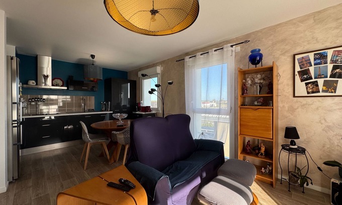 Bieville-Beuville Apartamento | Apartment with balcony in Biéville-Beuville