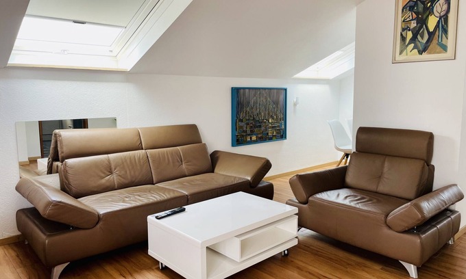 Leonberg Apartamento | Alquiler-Estándar-Baño privado-Balcón