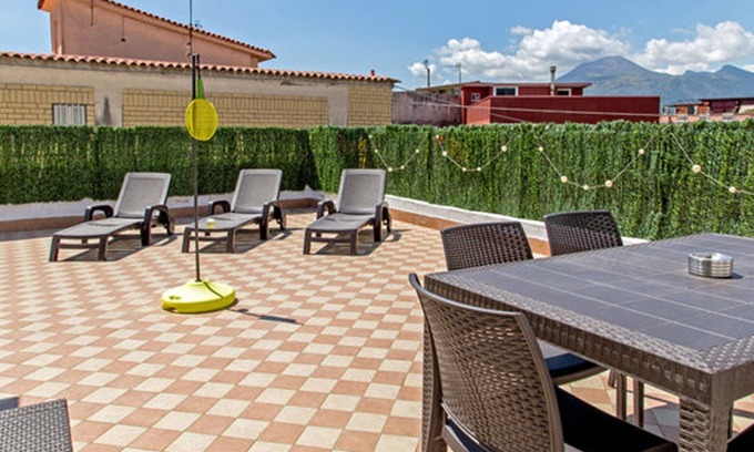 Scafati Apartamento | Apartment with 2 bedrooms, terrace and view of the Vesuvius. Near Pompeii Ruins