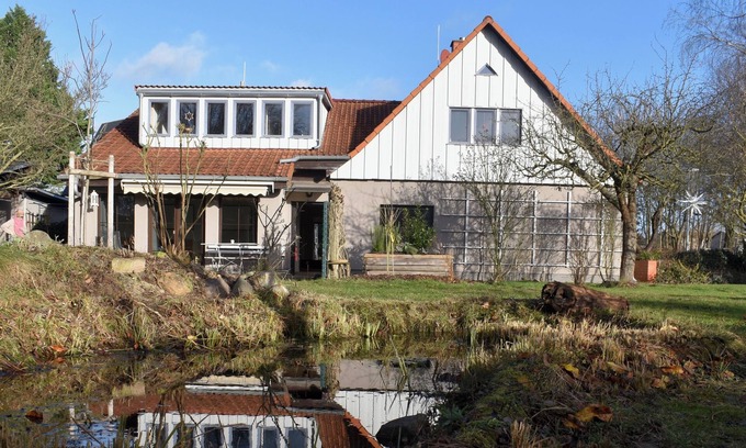 Erkner Apartamento | Apartment with a view of the garden. 5 minutes to the lake and the S-Bahn