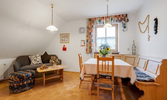 Schoensee Apartamento | Apartamento con comodidades, jardín y sauna.