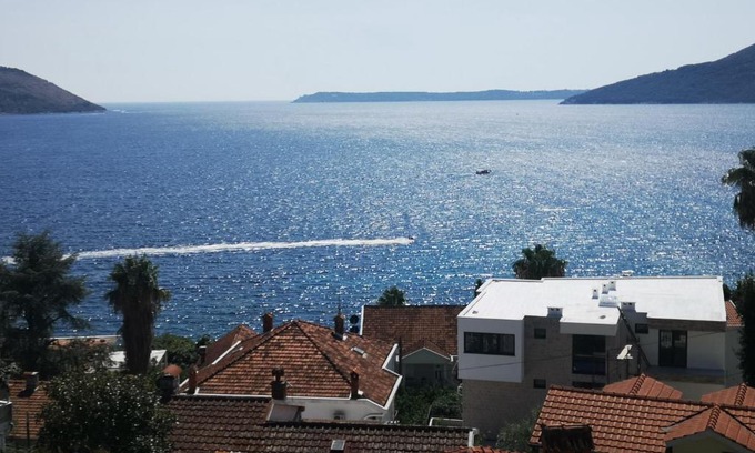Herceg Novi Apartamento | Apartment with amazing view 2