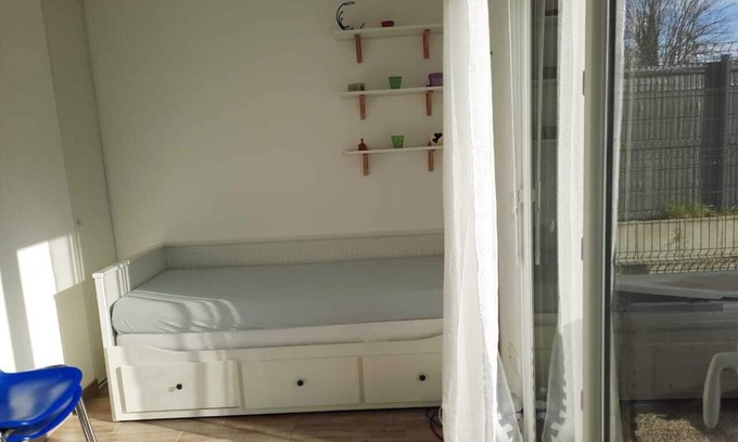 Epinay-sur-Seine Apartamento | Apartment with garden 5 minutes from the LAC and CASINO D'ENGHAIN-LES-BAINS