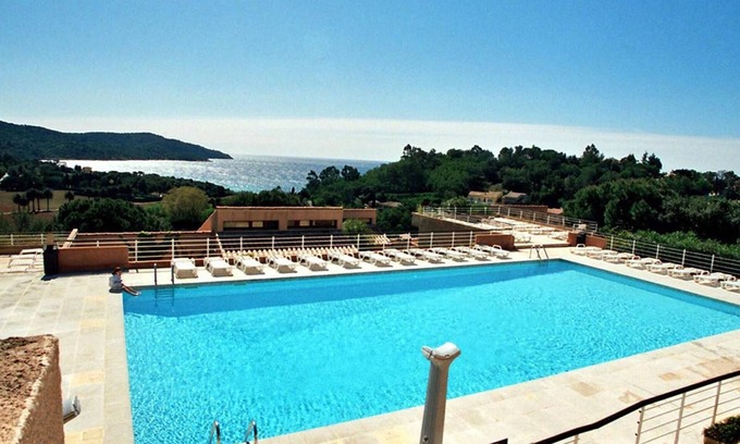 La Croix-Valmer Apartamento | Apartamento con Piscina y Terraza a 300m de la Playa