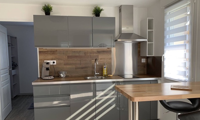 Ranville Apartamento | Apartamento con jardín * En Moulin Anoy *