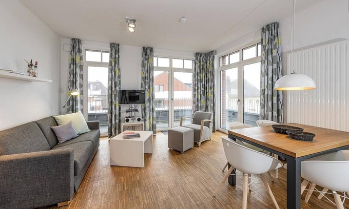 Horum Apartamento | Apartment with great balcony on two sides - 100 m to the beach!