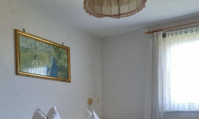 Untergriesbach Apartamento | Apartment with large garden, WiFi and parking space