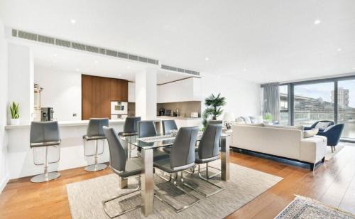 Sands End Apartamento | Apartment with main bedroom facing the river Thame