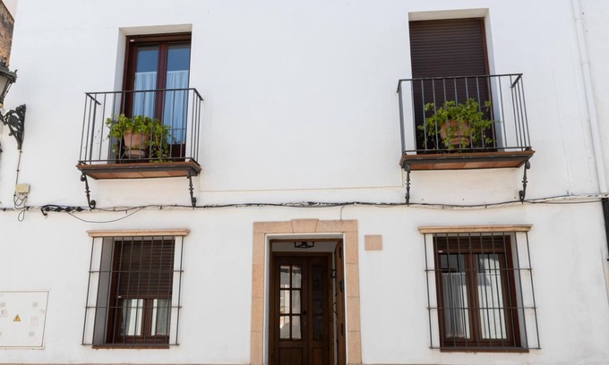 Centro histórico Apartamento | Apartamento con patio y wifi en Ronda centro