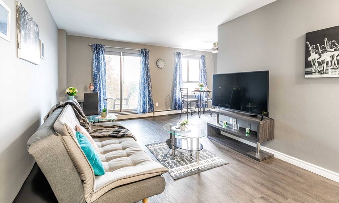 Rosedale Apartamento | 1BR King Apartment - Near DT Hamilton!