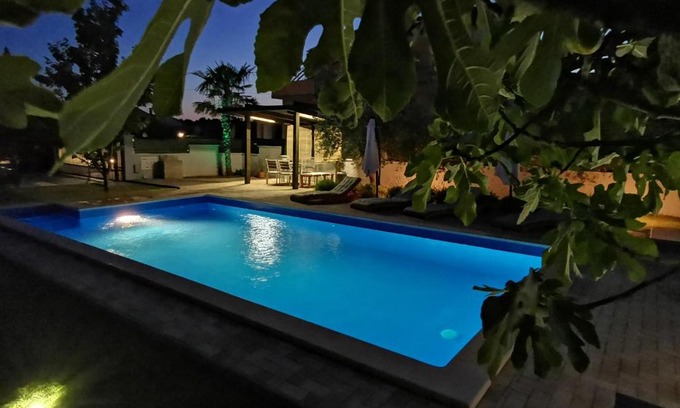 Marcana Apartamento | Apartment with pool Adria
