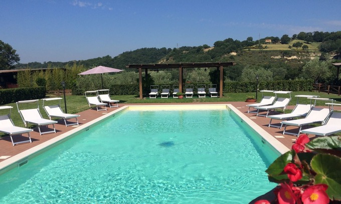 Montoro Otro | APARTAMENTO CON PISCINA Y MANIPULACIÓN EN AGRITURISMO
