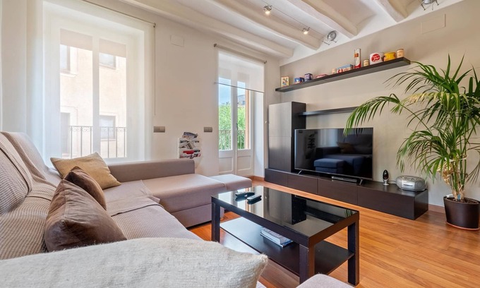 Montblanc Apartamento | Apartamento vistas privilegiadas a la Plaza Mayor