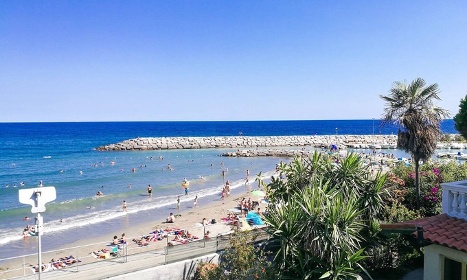 Civezza Apartamento | Apartment with roof terrace, sea view, free WiFi