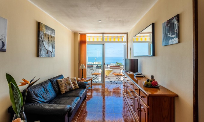 Tazacorte Apartamento | Apartamento con vistas al mar.
