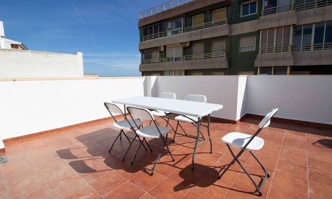 El Perelló Apartamento | Apartamento con terraza y vistas a la playa