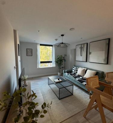 Uxbridge North Apartamento | Apartment with Terrace in Uxbridge