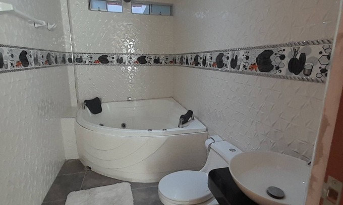 José Leonardo Ortiz Apartamento | APARTAMENTO CON JACUZZI HIDROMASAJES IDEAL PARA VIAJEROS Y FAMILIAS
