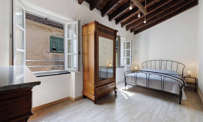 Zuccarello Apartamento | Apartamento 'Zia Lina 2' con vistas a la montaña, Wi-Fi y aire acondicionado