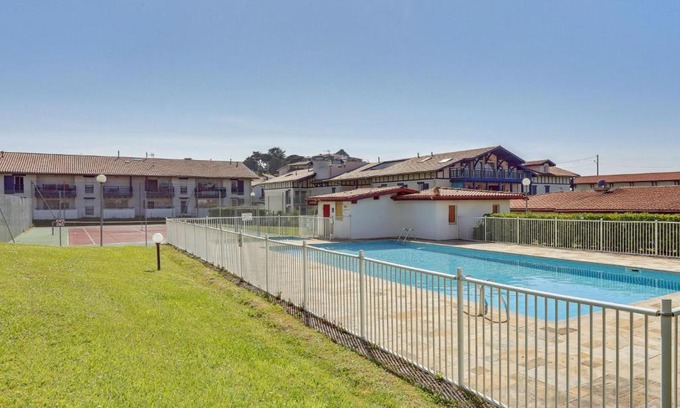 Bidart Apartamento | Apartment Zirlinga-7 by Interhome