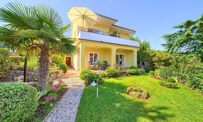 Porat Apartamento | Nice Apartments Mira by the sea / Apartment With 2 rooms on the beach