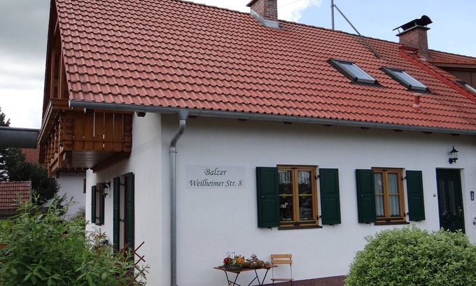 Wielenbach Apartamento | Apartamento 'zwischen München und Garmisch' con balcón