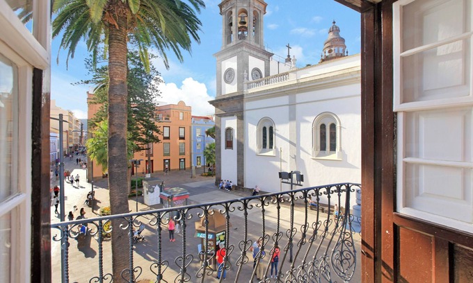 Centro histórico Apartamento | Apartamento El balcón de la Catedral con vistas a la montaña, balcón y Wi-Fi