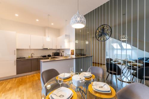 Koprivnica Apartamento | Apartments Adversarium