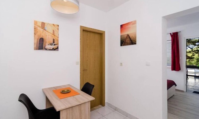 Kobas Apartamento | Apartments Ammos - One Bedroom Apartment with Shared Terrace and Sea View (Mali)