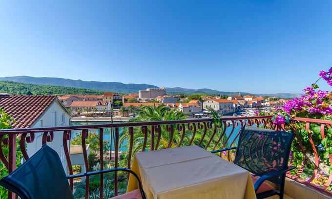 Vrboska Apartamento | Apartments and Rooms Darinka