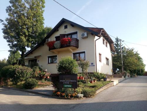 Seliste Dreznicko Casa | Apartments and rooms with parking space Seliste Dreznicko, Plitvice - 14671