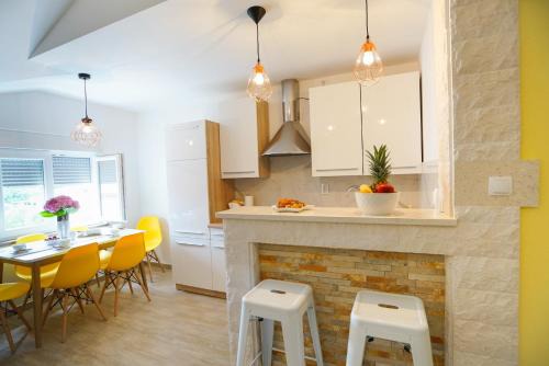 Crno Apartamento | Apartments Aurora