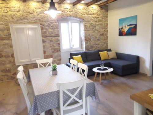 Komiza Apartamento | Apartments Bepi