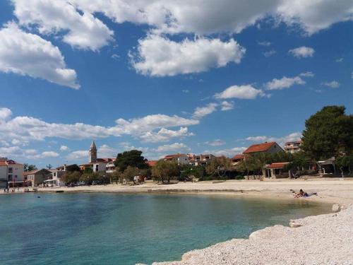 Pakostane Apartamento | Apartments Bibijana