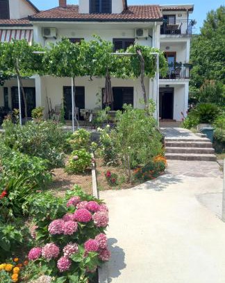 Babin do Apartamento | Apartments Budva Center