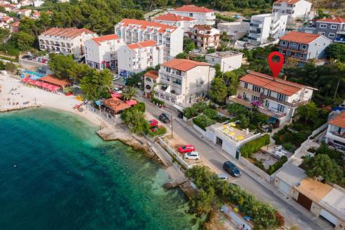 Arbanija Apartamento | Apartments by the sea Arbanija, Ciovo - 16117