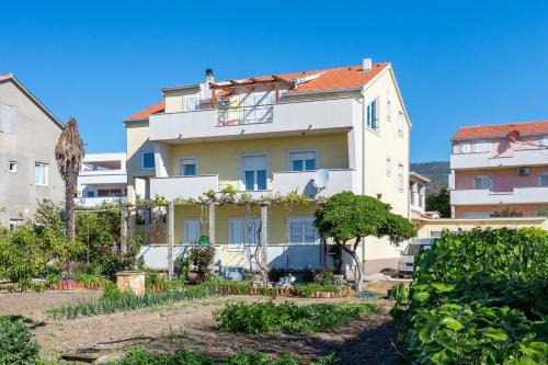 Kastel Stafilic Apartamento | Apartments by the sea Kastel Stafilic, Kastela - 21145
