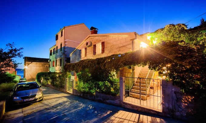 Komiza Apartamento | Apartments by the sea Komiza, Vis - 2450