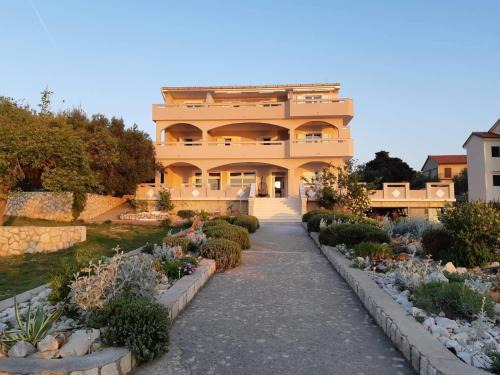 Lun Apartamento | Apartments by the sea Lun, Pag - 3320