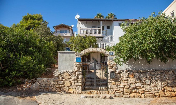 Milna Apartamento | Apartments by the sea Milna, Vis - 8895