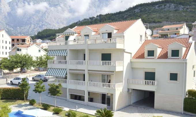 Promajna Apartamento | Apartments by the sea Promajna, Makarska - 17160
