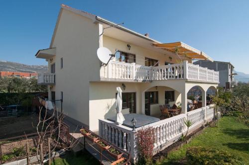 Kastel Novi Apartamento | Apartments Corana