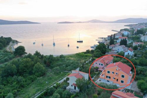 Prvic Luka Apartamento | Apartments Delfin