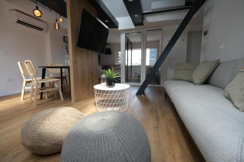 Bezigrad District Apartamento | Apartments Emona FREE Parking & gym