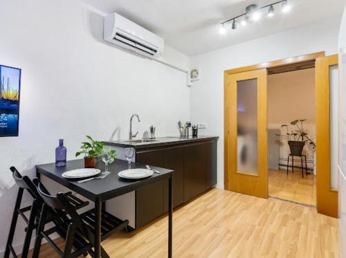 Cornella de Llobregat Apartamento | Apartments near the airport