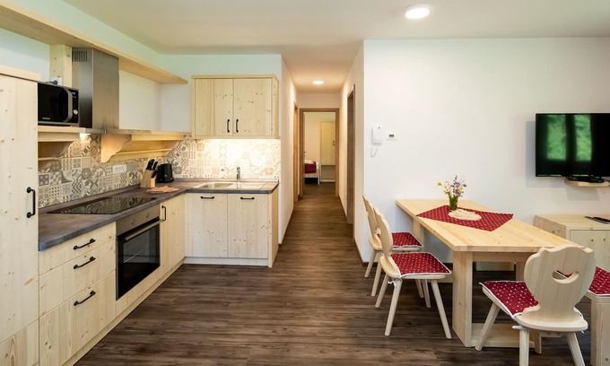 Ukanc Apartamento | Apartments Goldhorn Kingdom - Two bedroom apartment with Balcony (C)