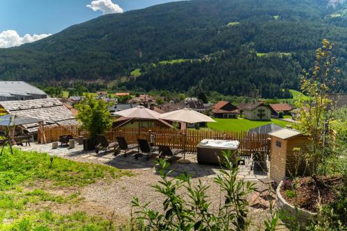 Colli In Pusteria Apartamento | Apartments, Guest House & historic Chalet Neuhaus