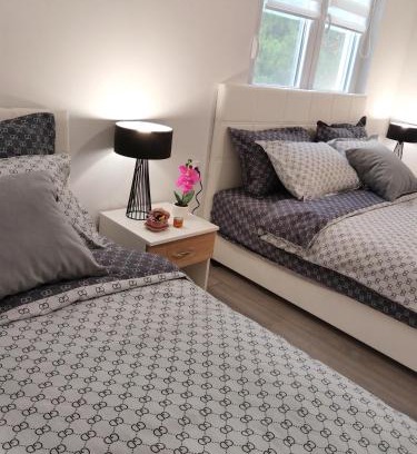 Trebinje Apartamento | Apartments Honey House